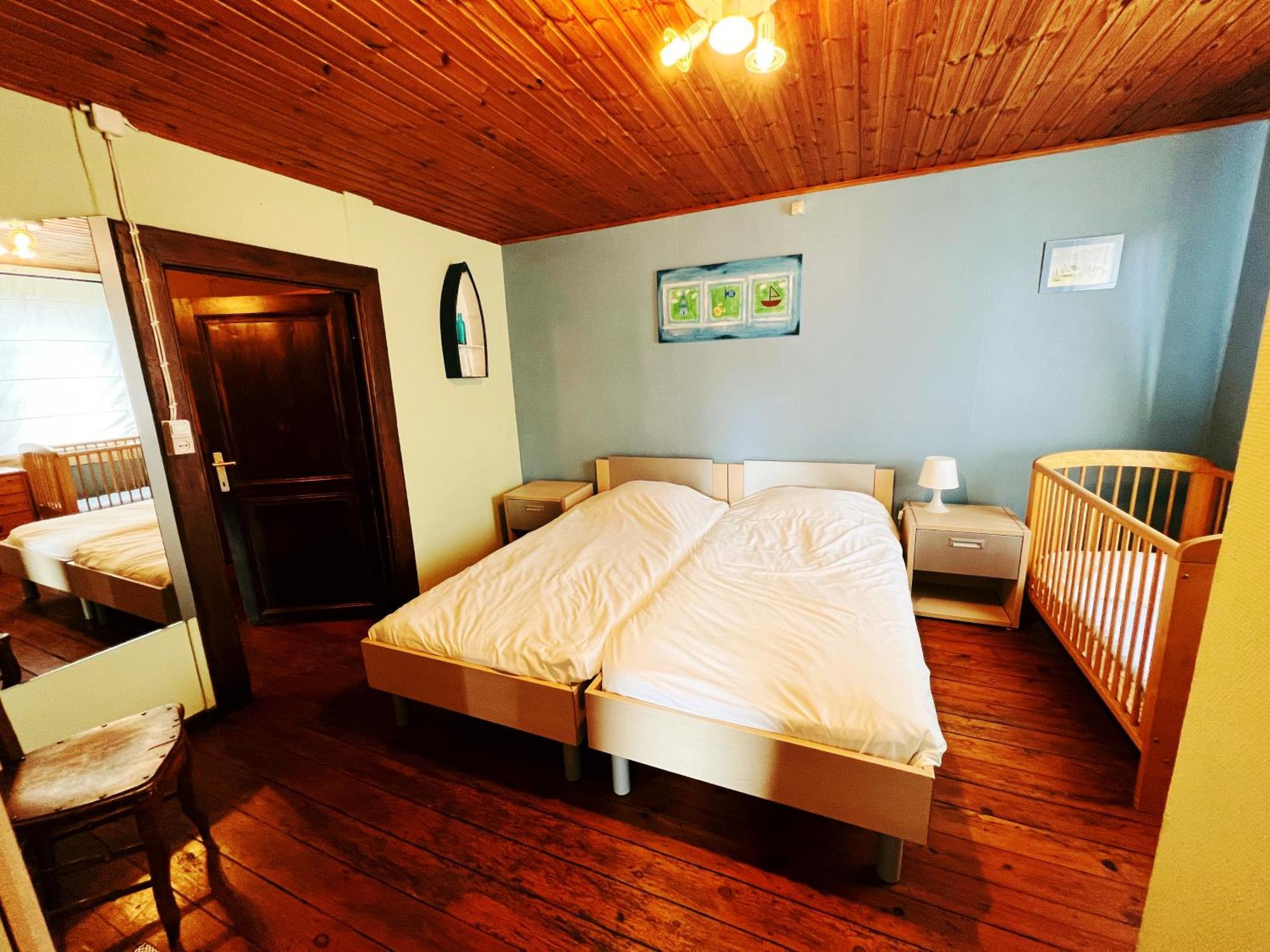 Au Sommet De La Cascade Hotell Stavelot Exteriör bild