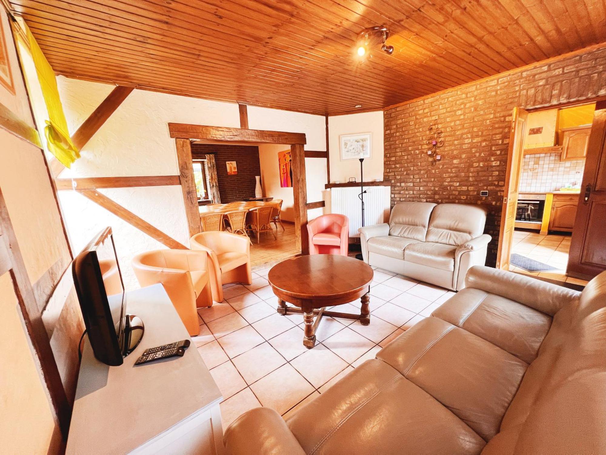 Au Sommet De La Cascade Hotell Stavelot Exteriör bild