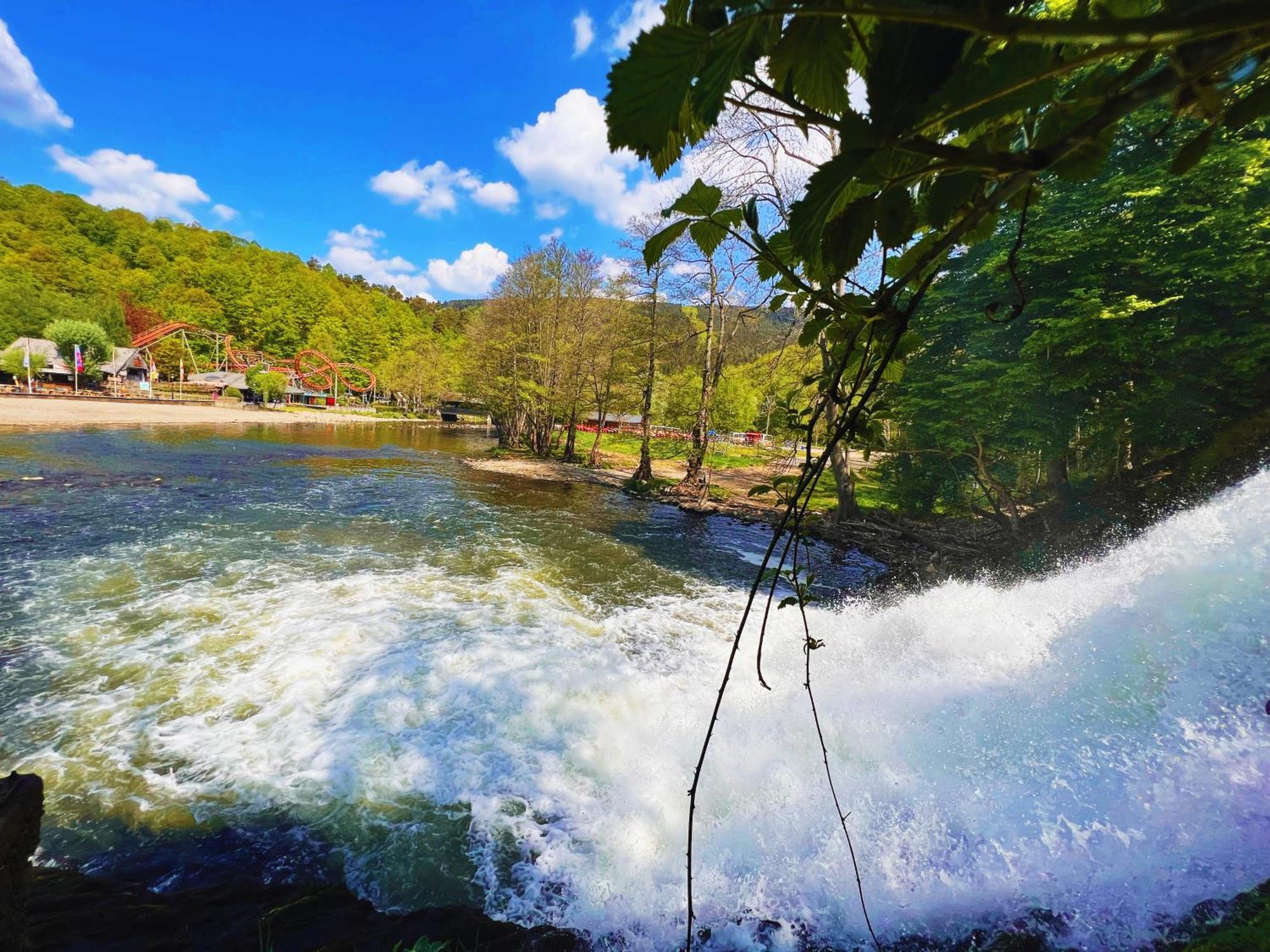 Au Sommet De La Cascade Hotell Stavelot Exteriör bild